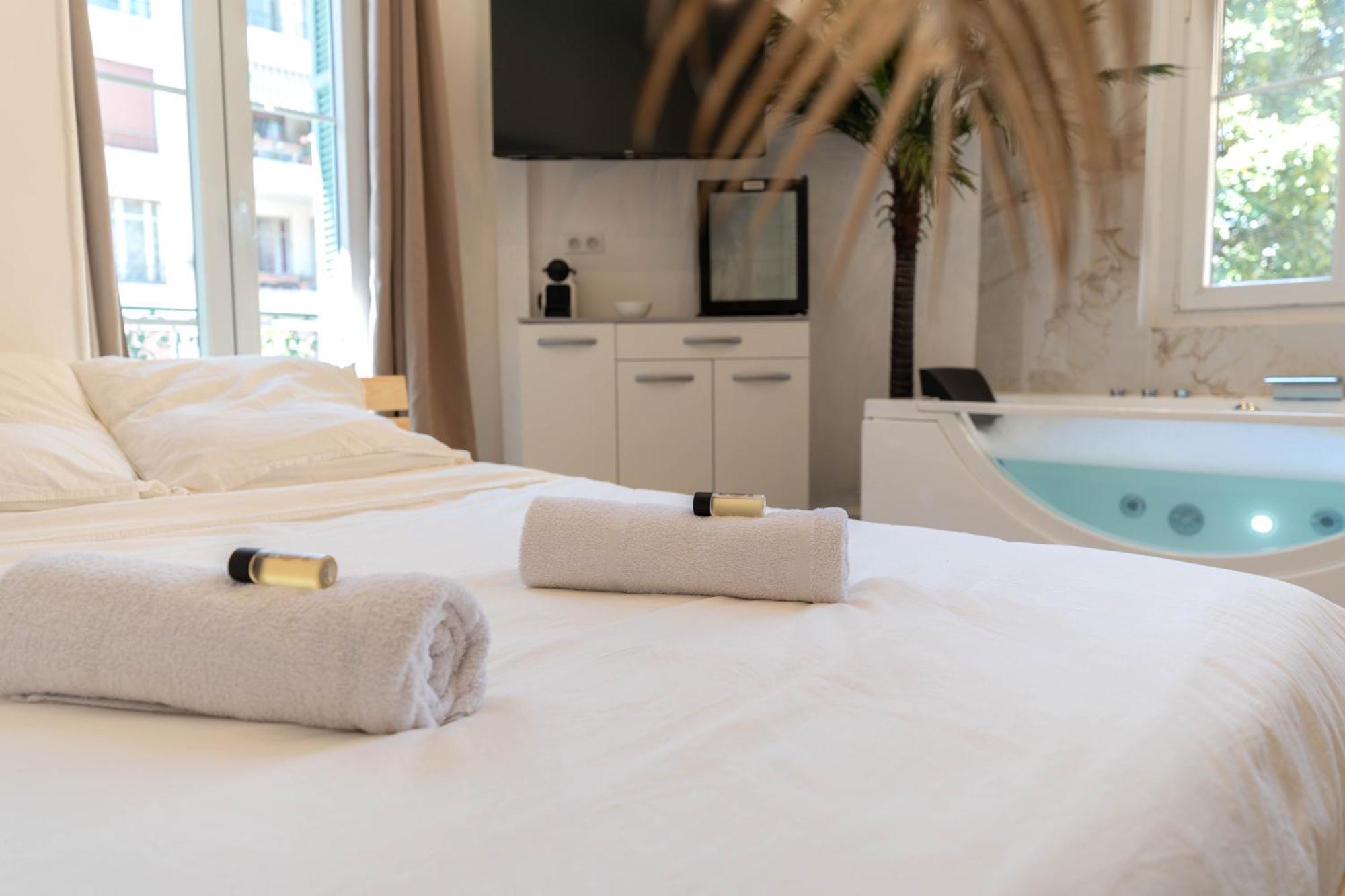 Les Orangers Aparthotel *